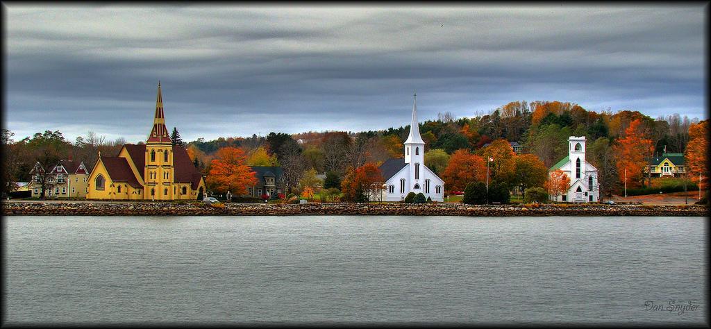 Fisherman'S Daughter B&B Mahone Bay Exterior photo