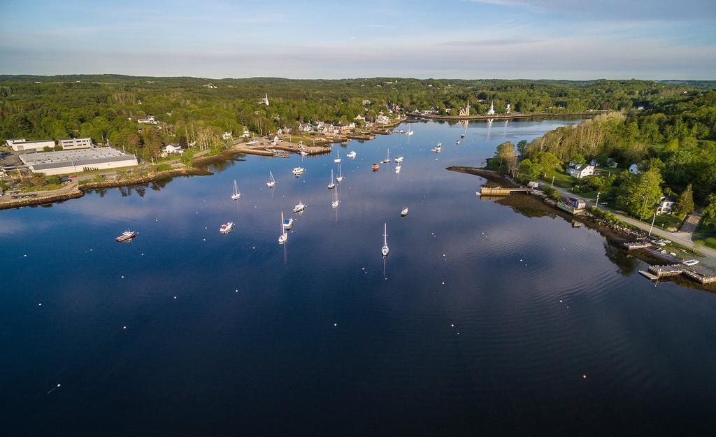 Fisherman'S Daughter B&B Mahone Bay Exterior photo