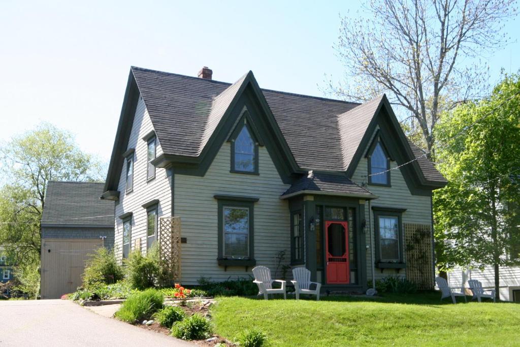 Fisherman'S Daughter B&B Mahone Bay Exterior photo